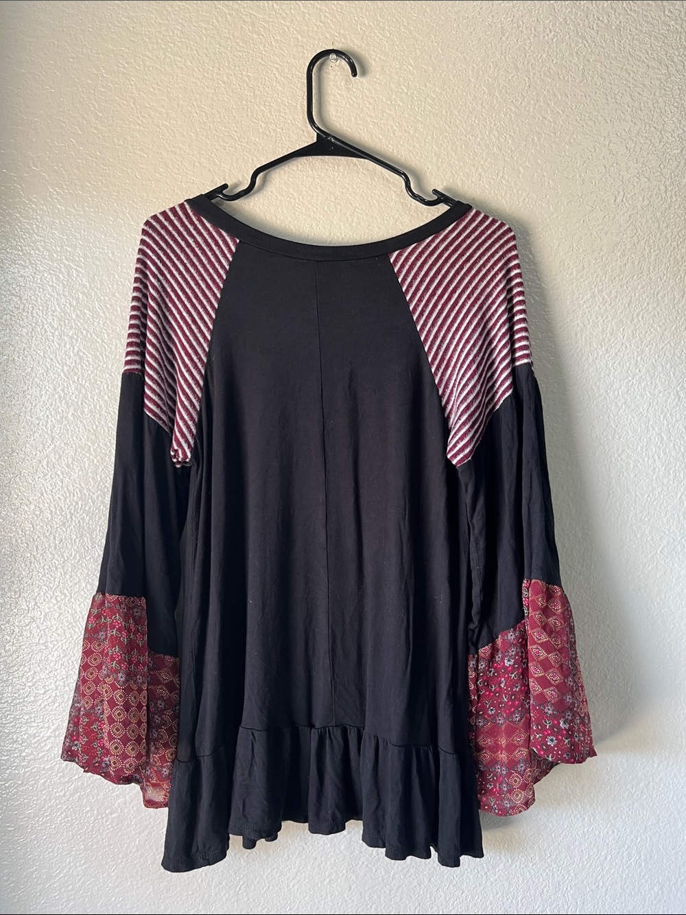 Lily Pad Black & Burgundy Mixed-Print Raglan Sleeve Top Sz S  Boho Flowy - Picture 6 of 6